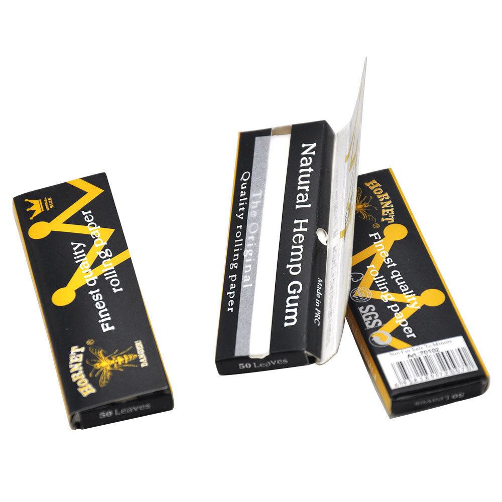 HORNET | Black  Single Wide Size Rolling Paper