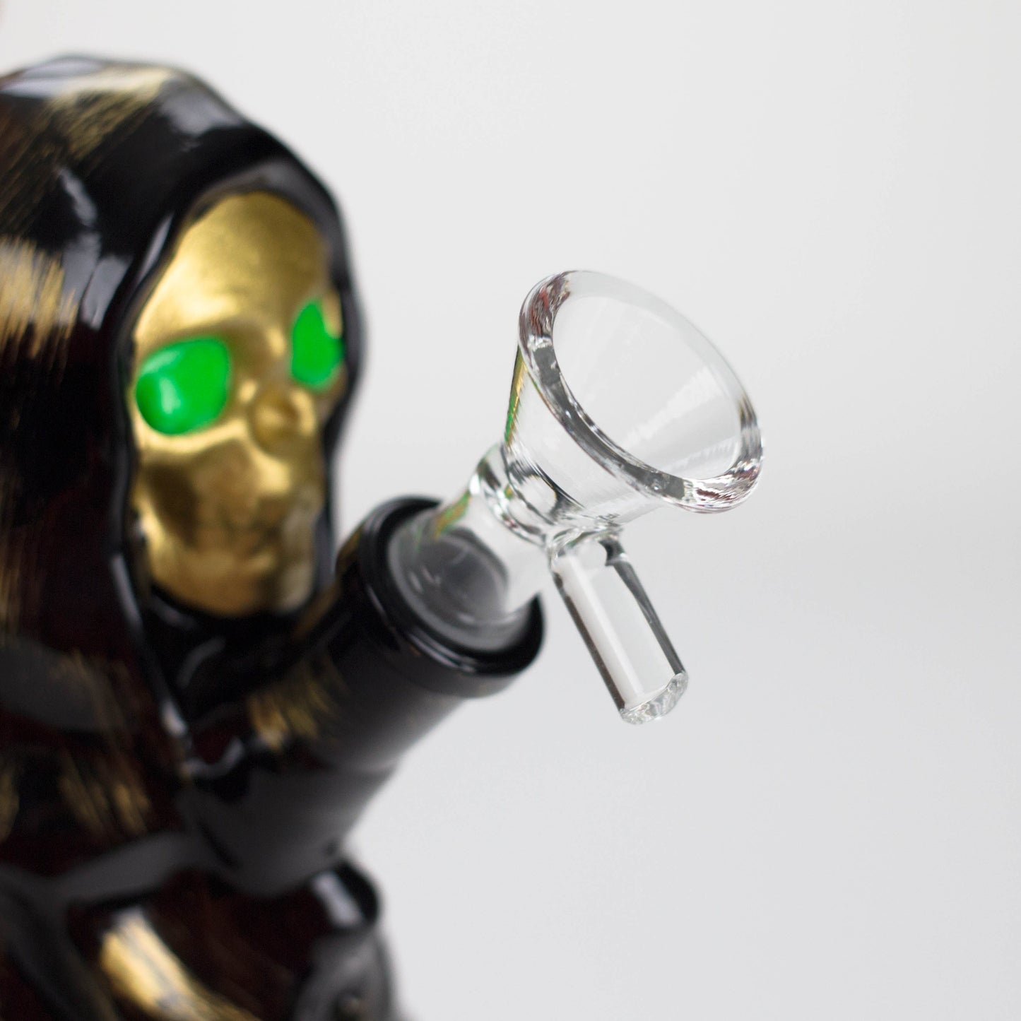 6″ Black Skull Soft Glass Bong [XY008]