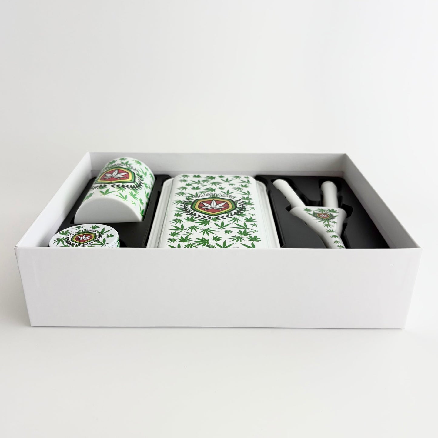 Smoking Leaf Accessory Gift Set