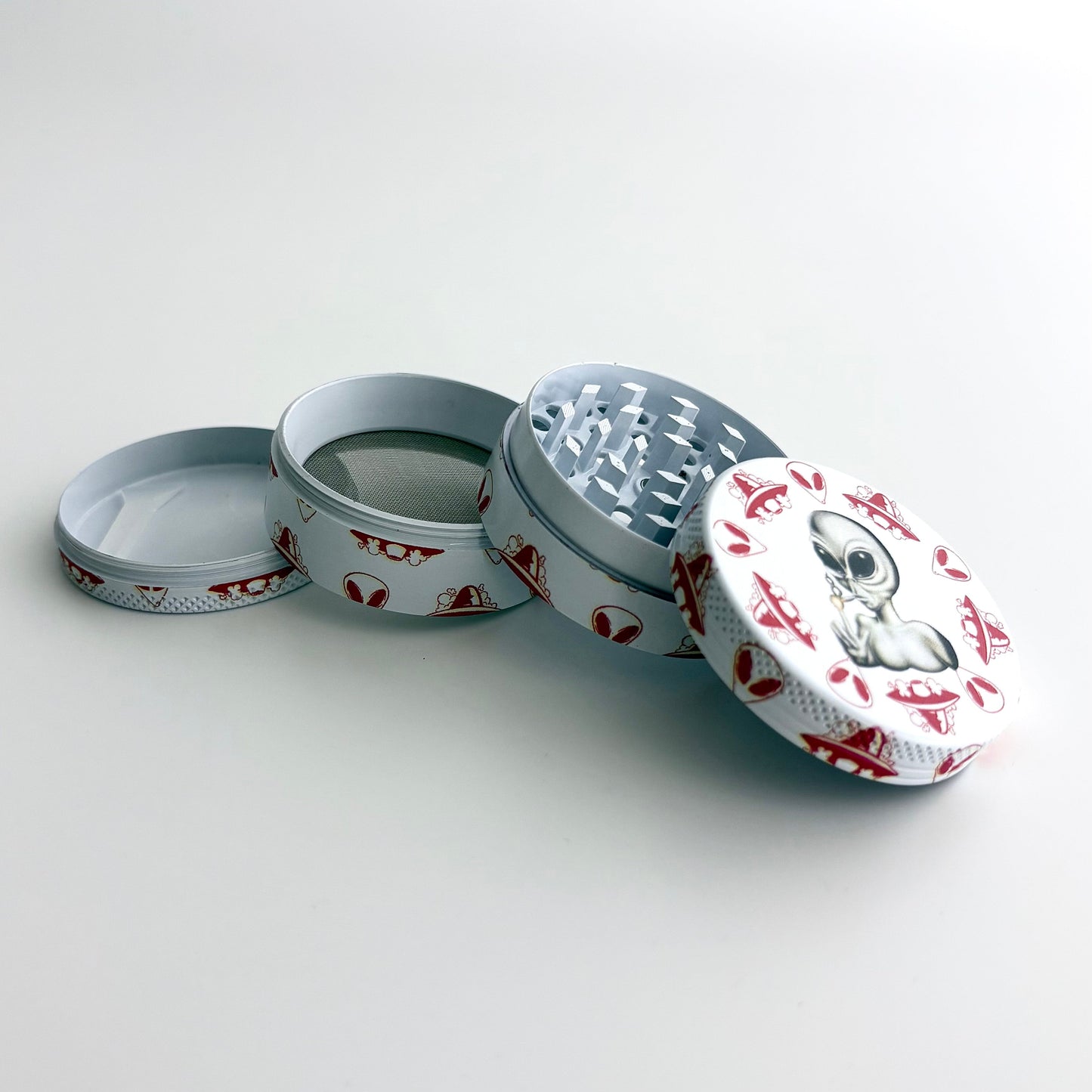 Smoking Alien Accessory Gift Set